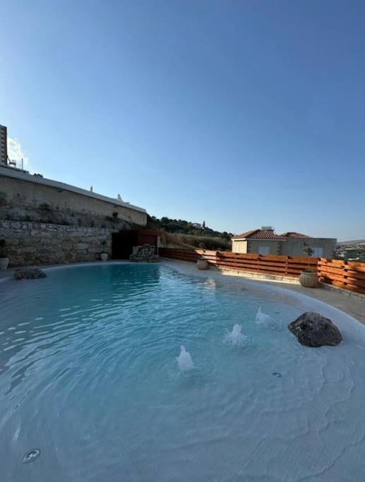Flam Villa Kholi